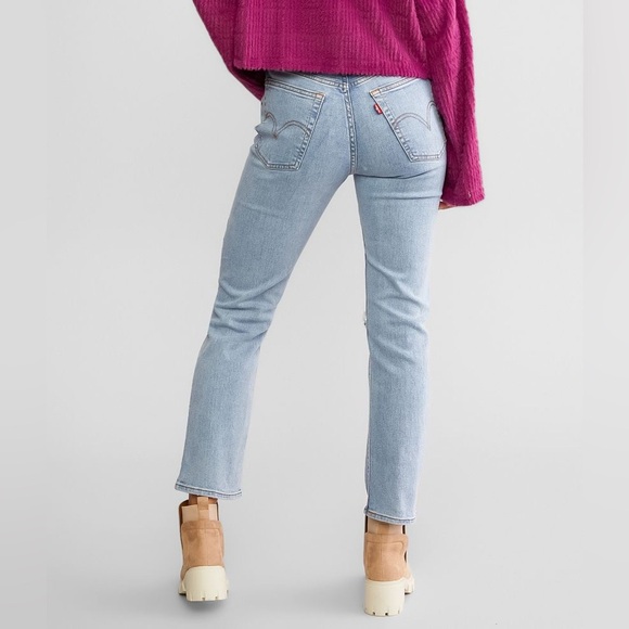 LEVI'S Wedgie Straight Leg High Rise Distressed Torn Blue Jeans Ankle - Picture 2 of 13